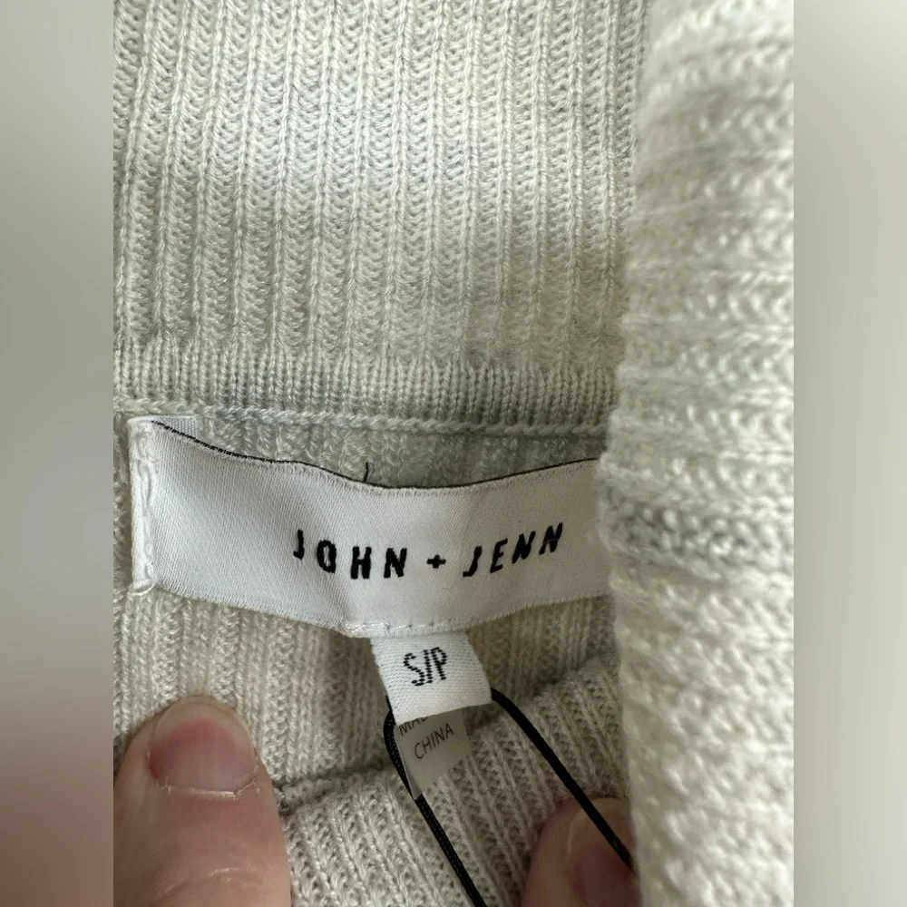 John + Jenn‎ By Line Max Cream Gray Knit Pullover Sweater Tie Side Turtleneck S